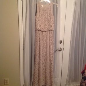 London Times Size 4 Beige Lace Maxi Dress